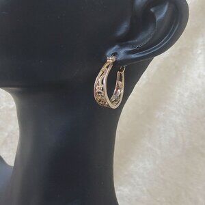 Vintage Elegant Gold Silver-Tone Hoop Earrings With Intricate Filigree Design